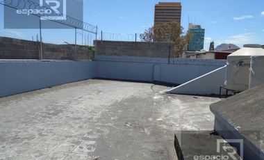 LOCAL EN VENTA Y RENTA EN AVENIDA PRINCIPAL EN EL CENTRO