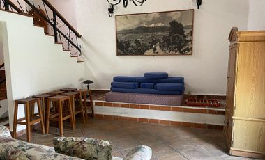 OPORTUNIDAD Gran terreno con dos pequeñas casas campiranas-Tonatico