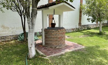 OPORTUNIDAD Gran terreno con dos pequeñas casas campiranas-Tonatico