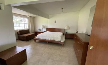 OPORTUNIDAD Gran terreno con dos pequeñas casas campiranas-Tonatico