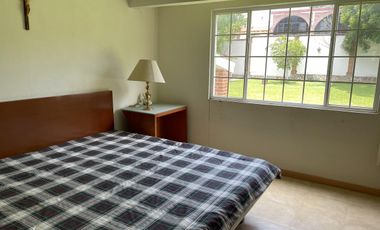 OPORTUNIDAD Gran terreno con dos pequeñas casas campiranas-Tonatico