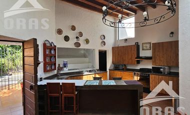 Venta Casa en Fraccionamiento Lomas de Cuernavaca