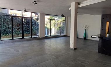 Casa Sola en VENTA/ Av Luis Cabrera parte baja