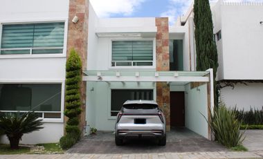 Casa en VENTA Parque Michoacan Lomas de Angelópolis Cholula Puebla.