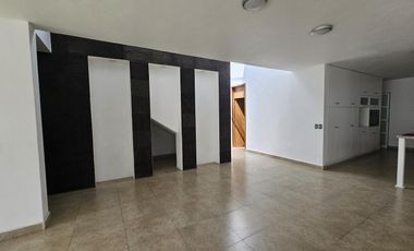 VENTA DE CASA EN RESIDENCIAL LA VICTORIA ZINACANTEPEC