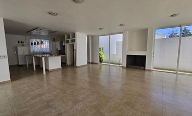 VENTA DE CASA EN RESIDENCIAL LA VICTORIA ZINACANTEPEC