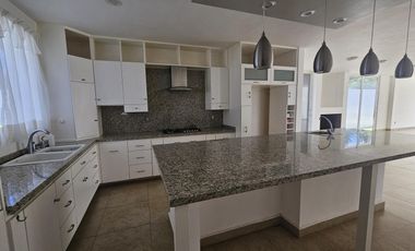 VENTA DE CASA EN RESIDENCIAL LA VICTORIA ZINACANTEPEC