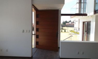 Casa Nueva Moderna con Acabados de lujo
