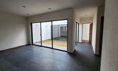 Casa en Venta Bosques Tres Marías de UN NIVEL