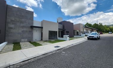 Casa en Venta Bosques Tres Marías de UN NIVEL