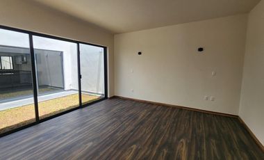 Casa en Venta Bosques Tres Marías de UN NIVEL