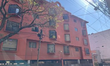 Departamento remodelado e iluminado en 2do piso