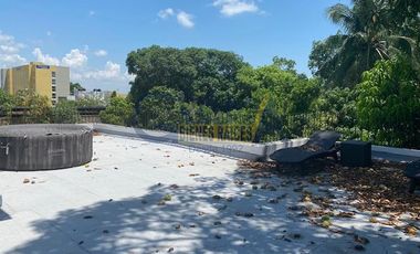 PRECIOSA CASA EN RENTA FRENTE AL RÍO SOBRE BOULEVARD