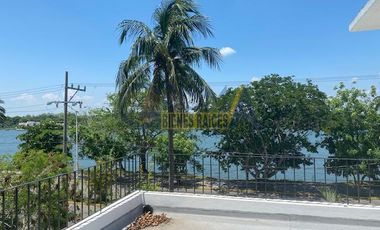 PRECIOSA CASA EN RENTA FRENTE AL RÍO SOBRE BOULEVARD