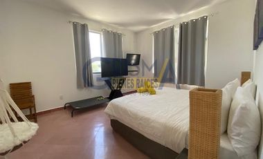 PRECIOSA CASA EN RENTA FRENTE AL RÍO SOBRE BOULEVARD