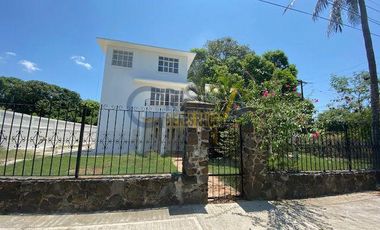 PRECIOSA CASA EN RENTA FRENTE AL RÍO SOBRE BOULEVARD