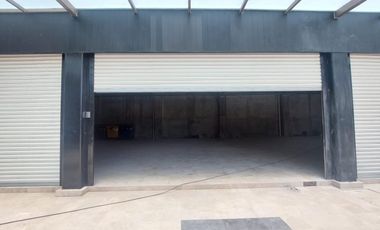 RENTA DE LOCALES EN PLAZA SAUCES METEPEC