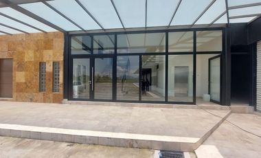 RENTA DE LOCALES EN PLAZA SAUCES METEPEC