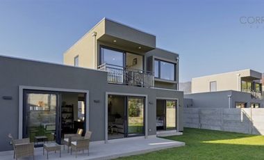 Casa en Arriendo en Condominio Tricahue de Nogales, Machalí