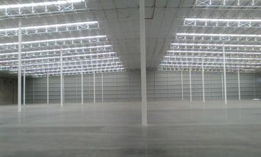 Disponible Bodega en renta de 6,200 m2 en Cuautitlán