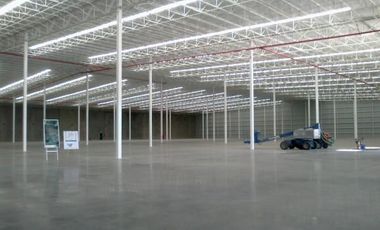 Disponible Bodega en renta de 6,200 m2 en Cuautitlán