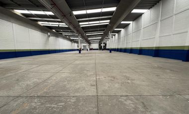 Bodega en renta de 2,200 m2 en Tlalnepantla