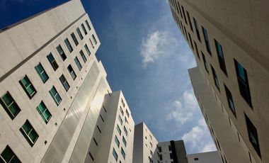 Espectacular departamento, 3 recámaras, alberca, gimnasio, a 2 cuadras del club de golf