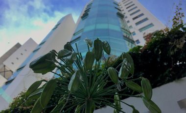 Espectacular departamento, 3 recámaras, alberca, gimnasio, a 2 cuadras del club de golf