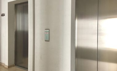 Espectacular departamento, 3 recámaras, alberca, gimnasio, a 2 cuadras del club de golf