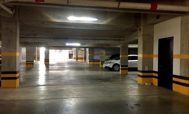 Espectacular departamento, 3 recámaras, alberca, gimnasio, a 2 cuadras del club de golf