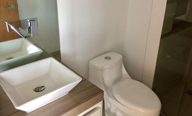 Espectacular departamento, 3 recámaras, alberca, gimnasio, a 2 cuadras del club de golf