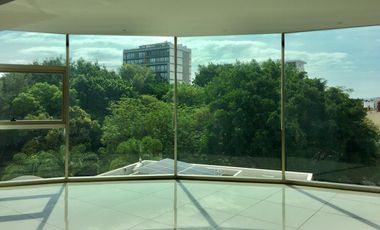 Espectacular departamento, 3 recámaras, alberca, gimnasio, a 2 cuadras del club de golf