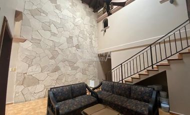 CASA  AMPLIA  SEMIAMUEBLADA  EN RENTA EN COL. JARDINES DE TUXPAN