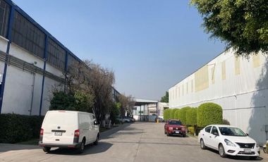 Bodega en renta de 1,080 m2 en Vallejo