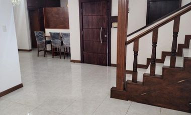 RENTA DE CASA EN EL CAMPANARIO