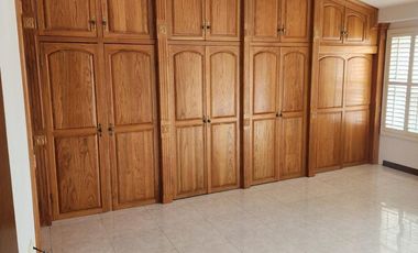 RENTA DE CASA EN EL CAMPANARIO