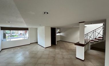 Casa - Fraccionamiento Bosques de los Encinos