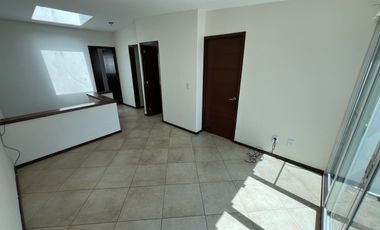 Casa - Fraccionamiento Bosques de los Encinos