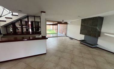 Casa - Fraccionamiento Bosques de los Encinos