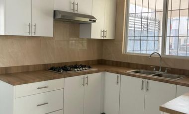 Casa en renta en fracc privado ALMADEN Ramos Arizpe