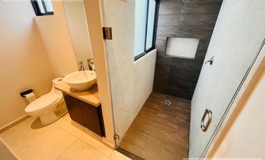 Casa amueblada en renta, Lomas de la Rioja, Rivivera Veracruzana