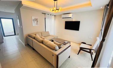 Casa amueblada en renta, Lomas de la Rioja, Rivivera Veracruzana