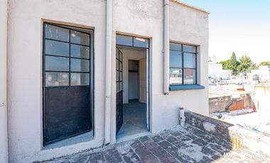 Casa en Venta ideal para escuela u oficinas la Colonia el Carmen en Puebla, Puebla