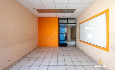 Casa en Venta ideal para escuela u oficinas la Colonia el Carmen en Puebla, Puebla