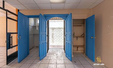 Casa en Venta ideal para escuela u oficinas la Colonia el Carmen en Puebla, Puebla