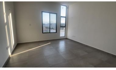 Casa en venta de 4 recamaras al norte de Merida con alberca privada