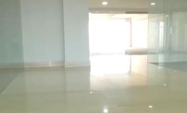 Oficina 150 M2  EL CAMPANARIO - V E N T A  (MT)