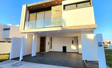 Residencia en Venta en Fracc. Lomas del Dorado