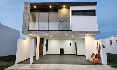 Residencia en Venta en Fracc. Lomas del Dorado