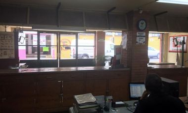 VENTA DE EDIFICIO, MUY COMERCIAL, CÉNTRICO